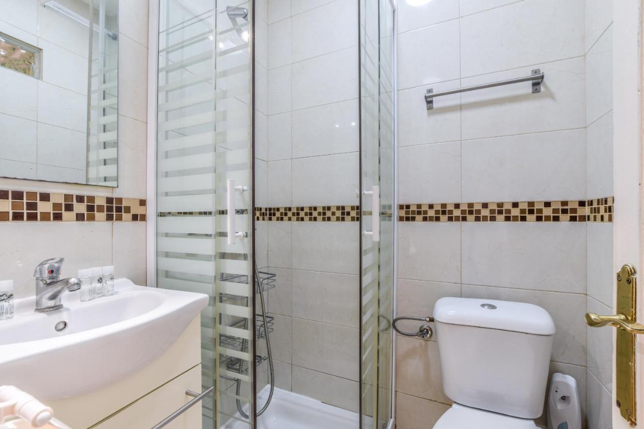 Acogedor Piso Madrid Centro Alquiler Temporal Apartment Bagian luar foto